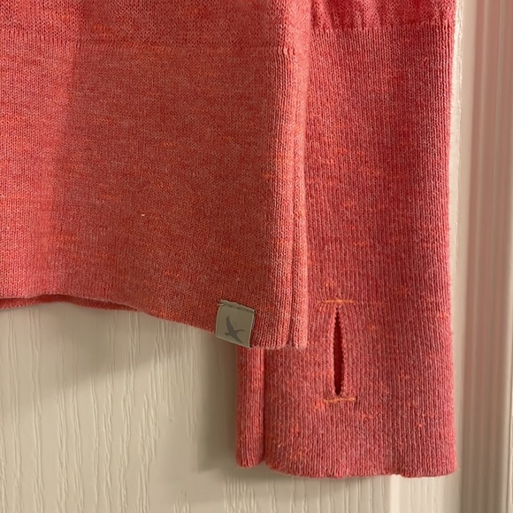 Eddie Bauer top - Picture 2 of 8